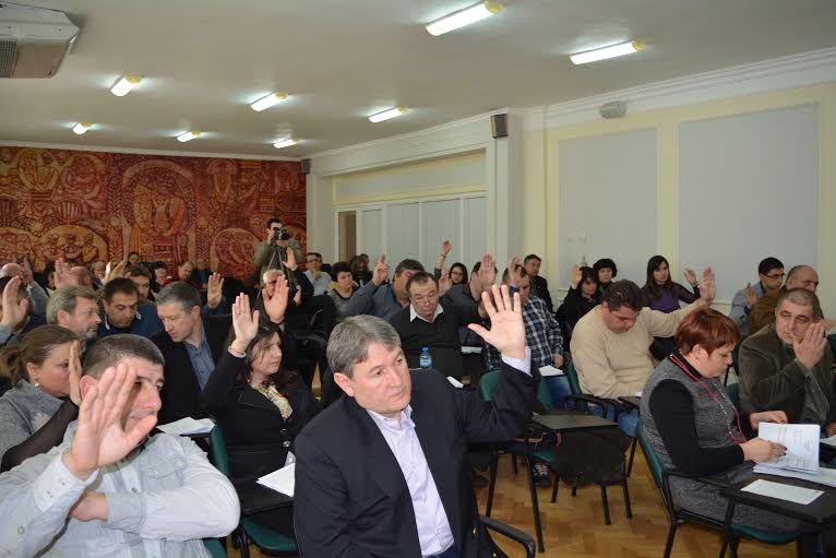 Монтана продава четири училища и болница