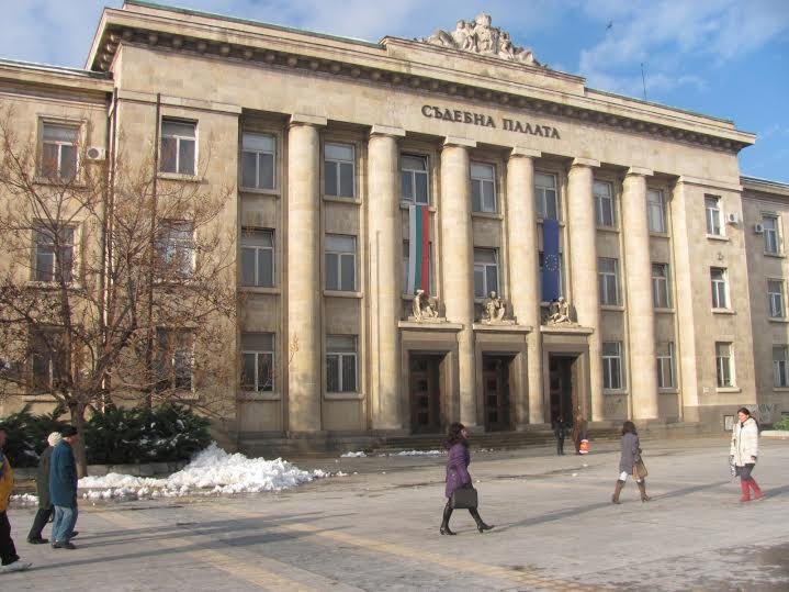Етажна собственост изгони съсед за 1 г. чрез съда в Русе