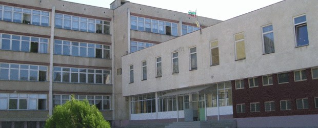 Съдии и прокурори влизат в училища в Разград