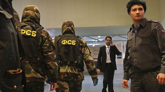 Задържаха членове на ИД,подготвяли атентати в Москва и Санкт Петербург