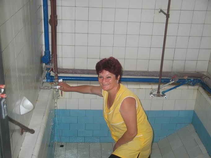 Къпането за кюстендилци остава 3 лева