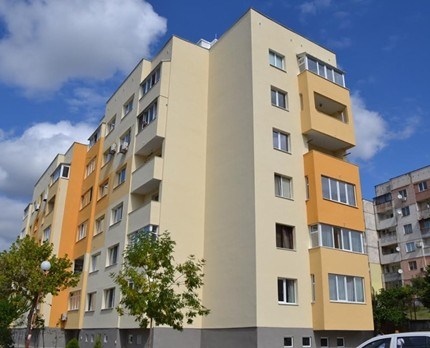 Само 24 блока в Шумен поискаха саниране