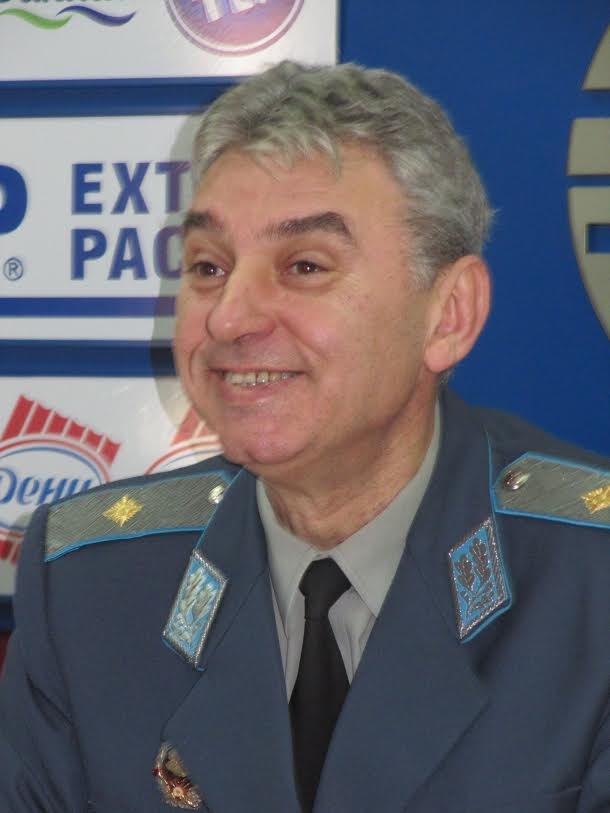НВУ приема двойно повече курсанти през новата учебна година
