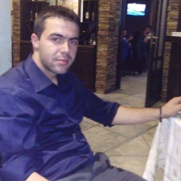 23-годишно момче се нуждае от помощ