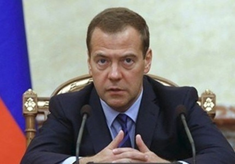 Премиерът на Русия Дмитрий Медведев: Потънахме в нова Студена война