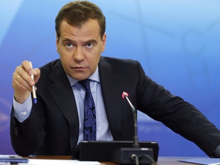 Медведев: Отношенията между Вашингтон и Москва са разрушени
