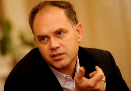 Кадиев основава "Нормална държава"