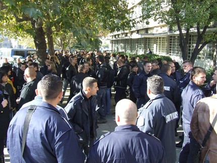 Най-големият полицейски синдикат плаши с протести заради промените в Закона за МВР