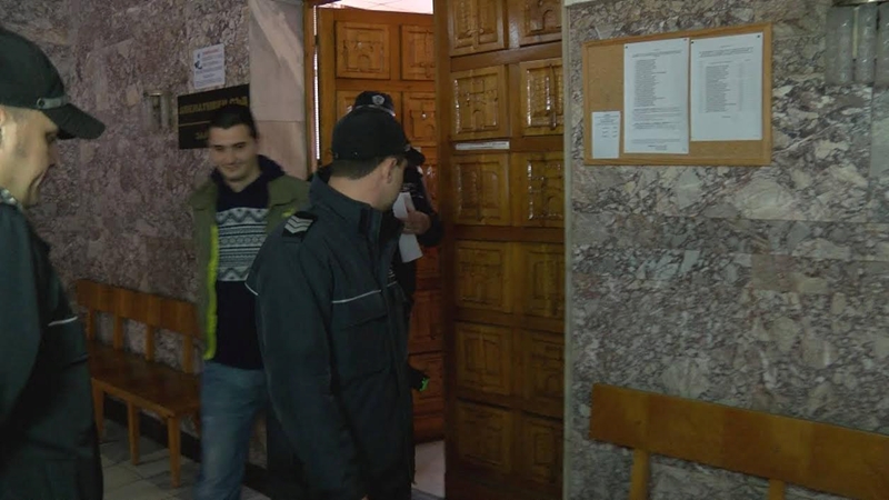 Оставиха в ареста Назиф Ахмедов заради убийството на 4-годишната Ани