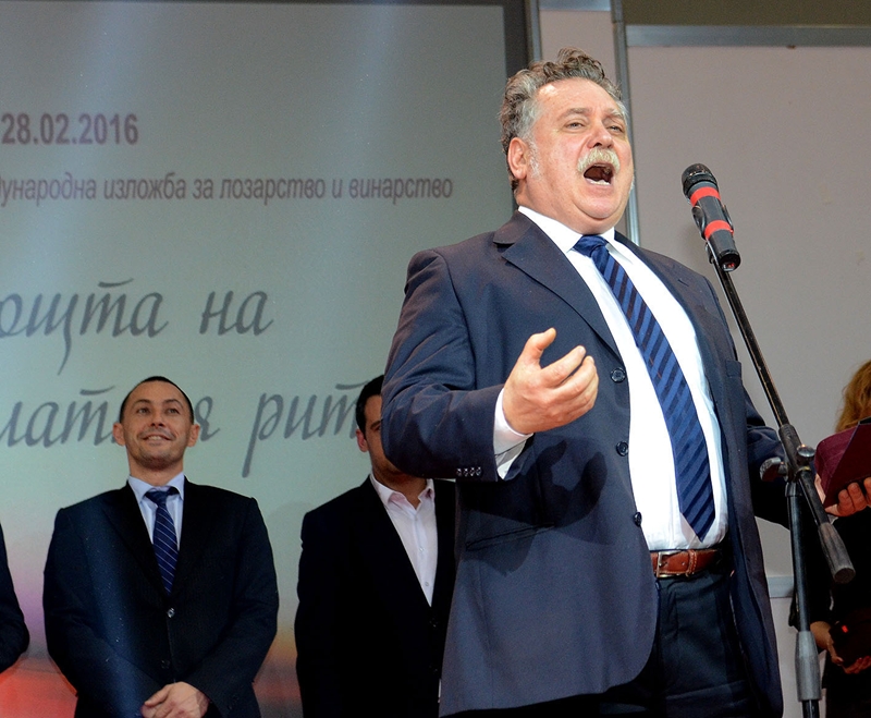 Производител от Сицилия пя O, sole mio