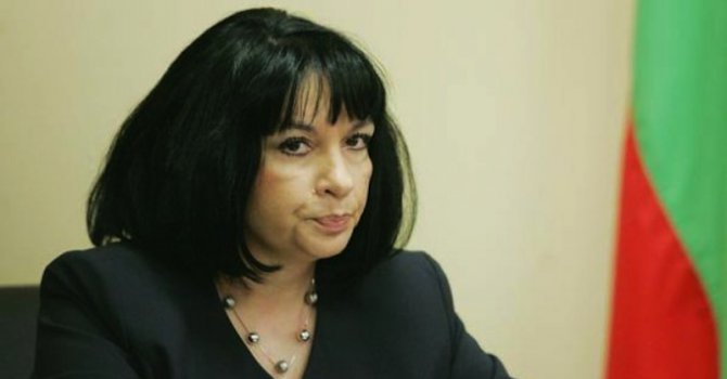 Министър Теменужка Петкова: Възможно е цената на тока да бъде намалена