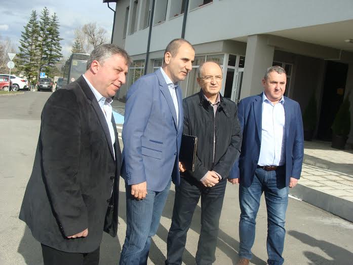 Не предсрочни избори, а устойчива преспектива прогнозира Цветан Цветанов