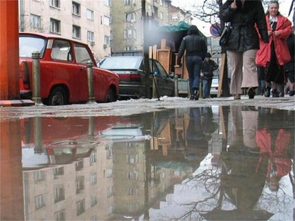 „Жълт” дъжд стресна хората в Смолян и Пампорово
