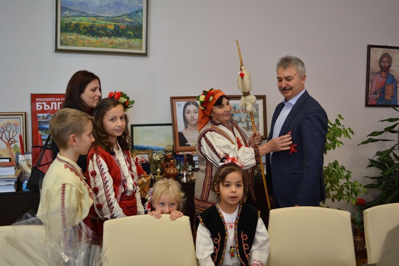Баба Марта при кмета на Монтана