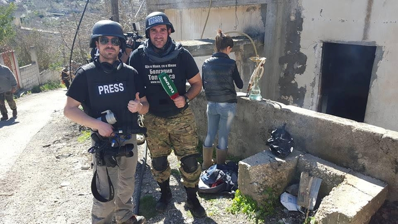 Руски войник предпазил с тялото си журналиста Борис Анзов от взрива в Сирия