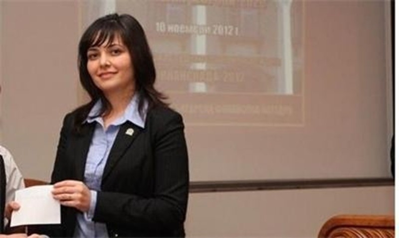 Избрана за ректор алармира министър Кунева за самоуправство в академията в Свищов