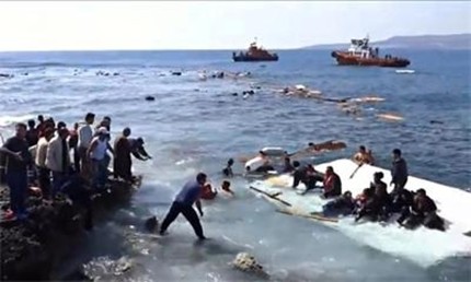 18 бежанци се удавиха в Егейско море