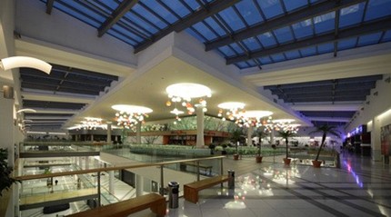 Година след като мъж беше пребит до смърт в мол, присъди още няма