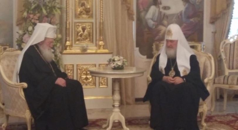 Българският и руският патриарх отслужиха обща литургия в Москва