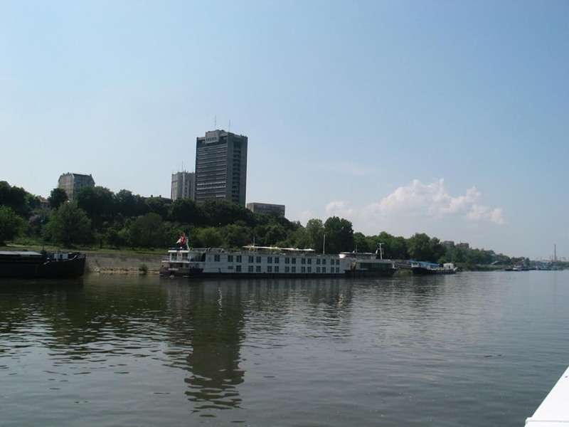 Следят денонощно покачващото се ниво на Дунава
