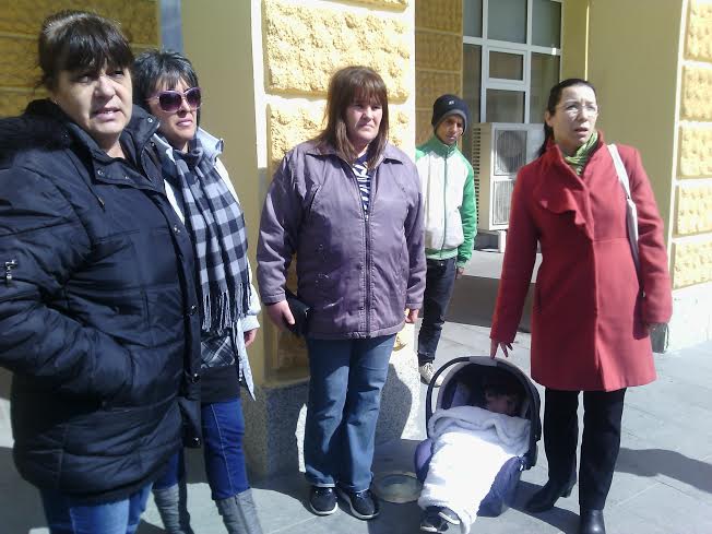 Майки на дцеа с увреждания: "Звучи грозно, но искаме да сме приемни родители!"