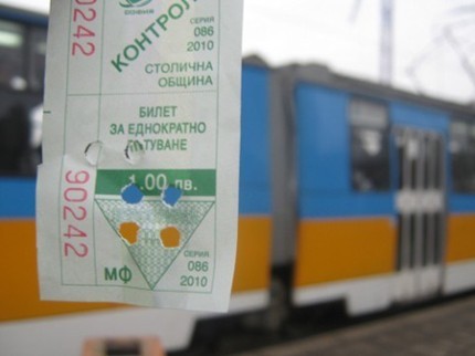 Областният управител подкрепи поскъпването на билета в София
