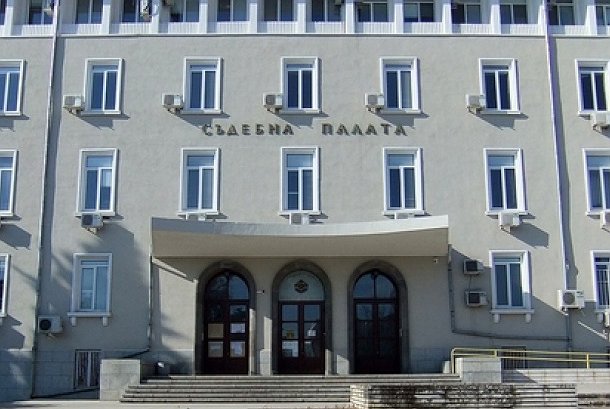 Четирима обвинени за опит за убийство след боя в Раднево