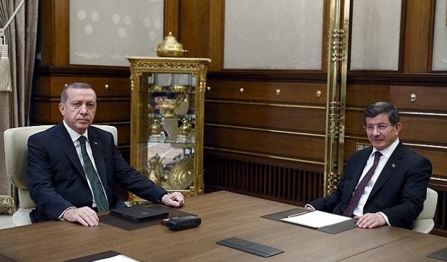 Давутоглу: Турция ще се стабилизира, когато премиерът е по-близък до Ердоган