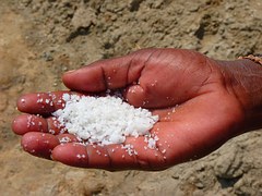 Китай планира да реформира 2000-годишния държавен монопол върху готварската сол