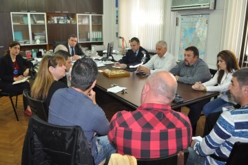 Общината поиска повече дисциплина от такситата