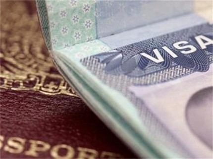 Руснаците ще получават визи за 48 часа за почивки по нашето Черноморие