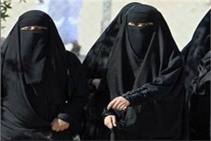 Гласуват забрана на бурките в Пловдив