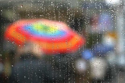 Из страната ще превалява дъжд, максималните температури между 15 и 20 градуса