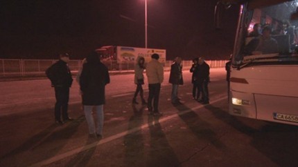 Нелегални превозвачи масово возят туристи  до Гърция