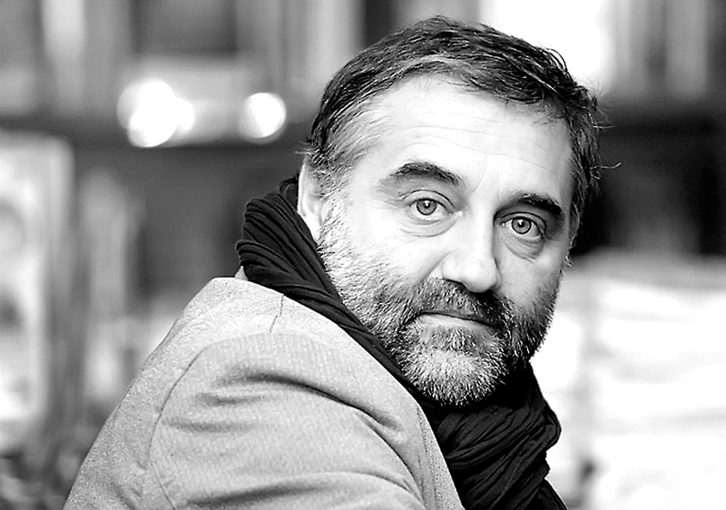 Писателят и драматург Александър Секулов: Танцът с властта е нужен на този, който иска успех веднага