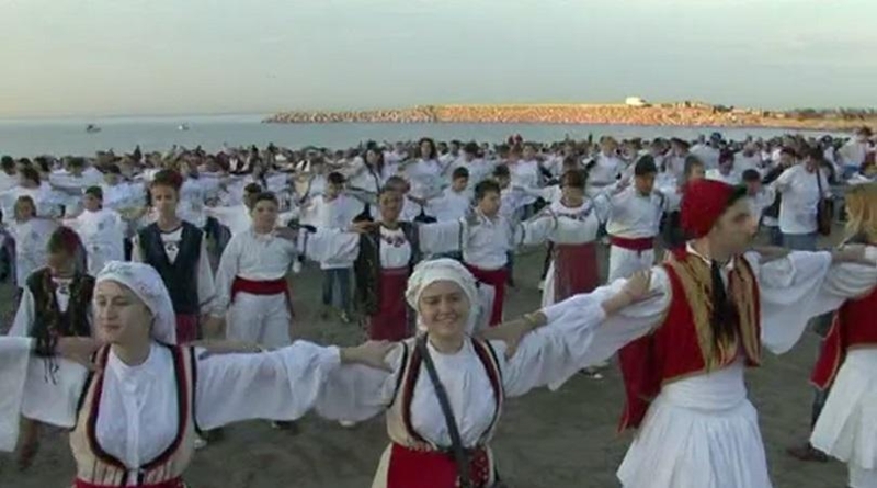 6314 румънци не успяха да подобрят рекорда по сиртаки