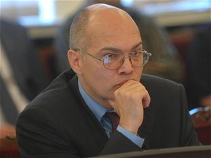Тихомир Безлов: Промените в Закона за електронните съобщения крият рискове