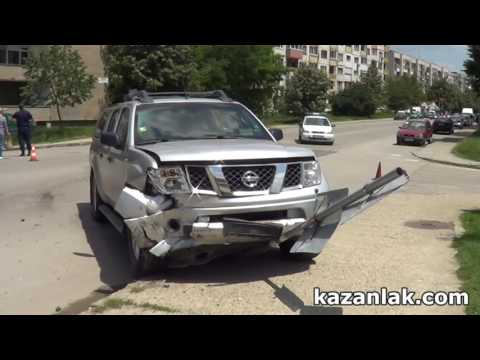 Тежка катастрофа в Казанлък, три жени ранени