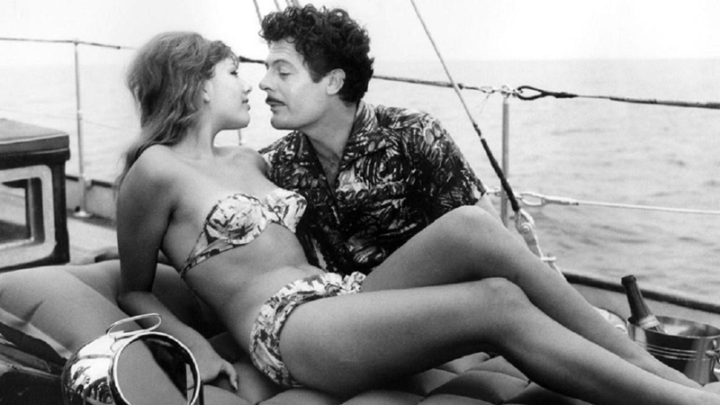 Стефания Сандрели - дива по италиански