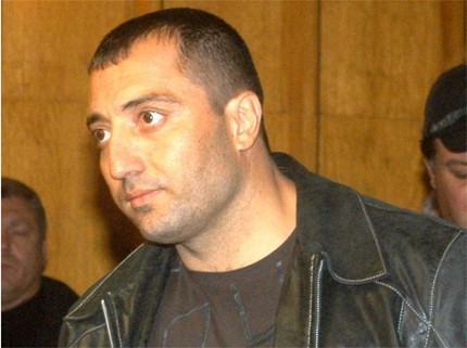 Митьо Очите излиза от медикаментозната кома, ще диша сам до края на деня