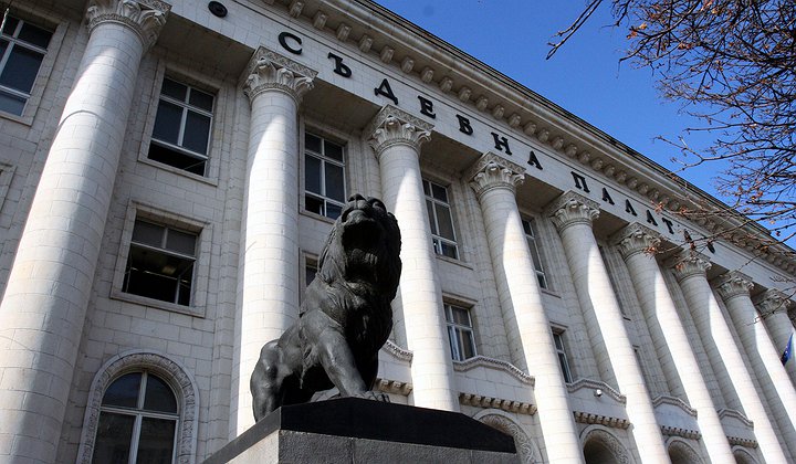 4 години затвор за рецидивст, блудствал с малолетен