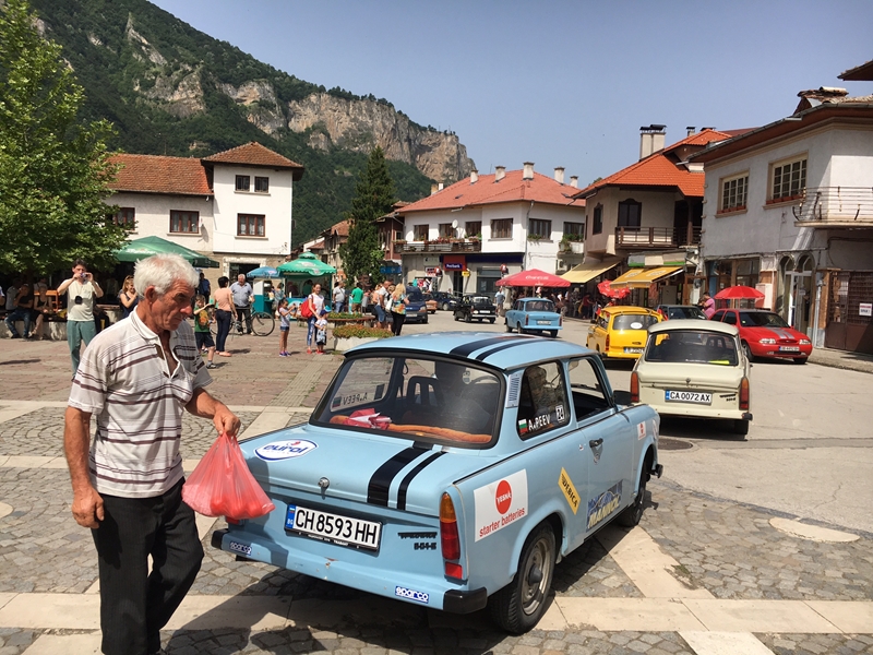 България търси трабант - 4