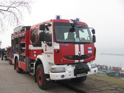 Деца предизвикаха пожари в Търговищко и Разградско