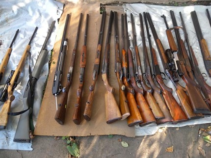 Арестуваха пловдивчанин с незаконни 7 пушки, картечни ленти и над 1000 патрона