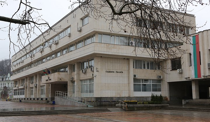 Осем години затвор за шофьора, прегазил деца в Лесидрен