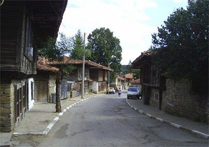 Село на бунт срещу апаши