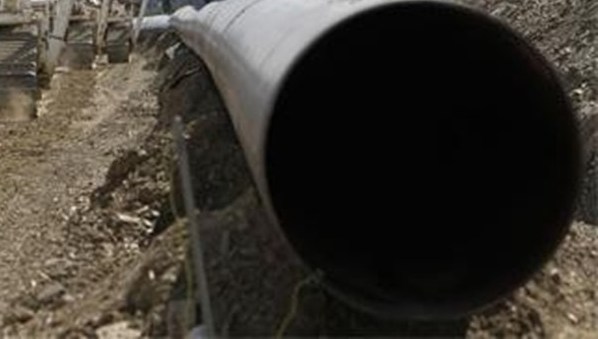 Крадци пробиха магистрален нефтопровод, опасност от пожар до магистрала "Тракия"