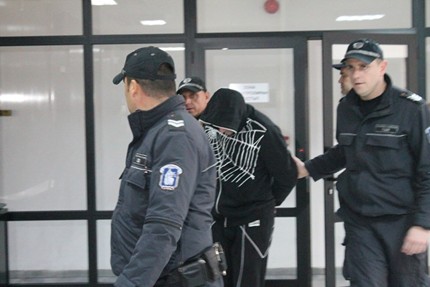 Ембака няма да бъде освободен от ареста