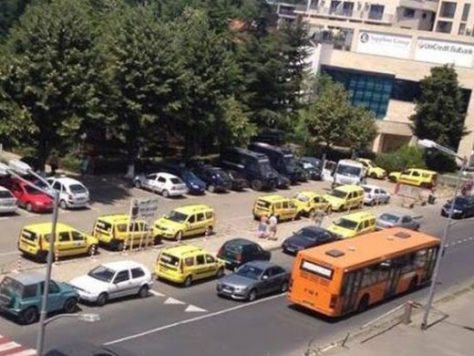 Проверяват такситата на Митьо Очите