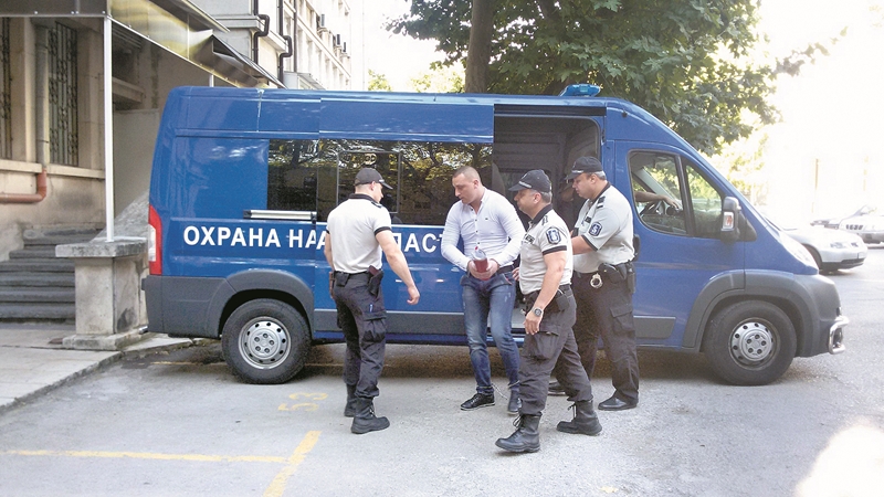 Гущера не се призна за виновен